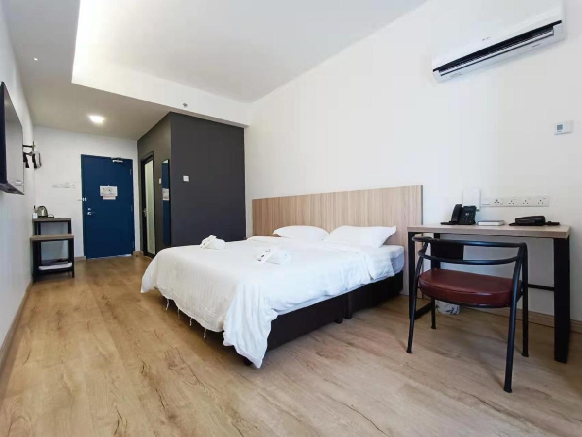 Starlink Hotel 3*